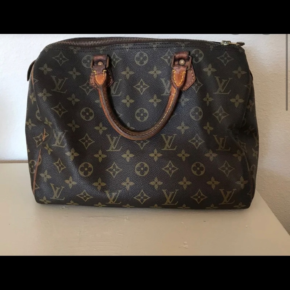 Louis Vuitton Speedy 30
